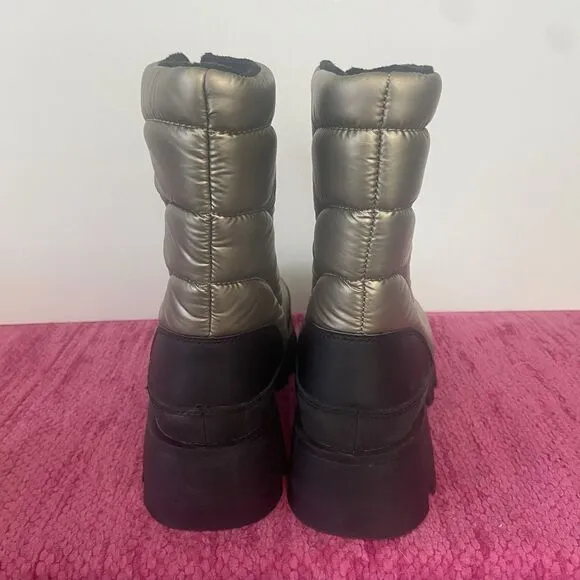 Cougar Savvy Waterproof Puffer Boots Metallic Gold Size 9