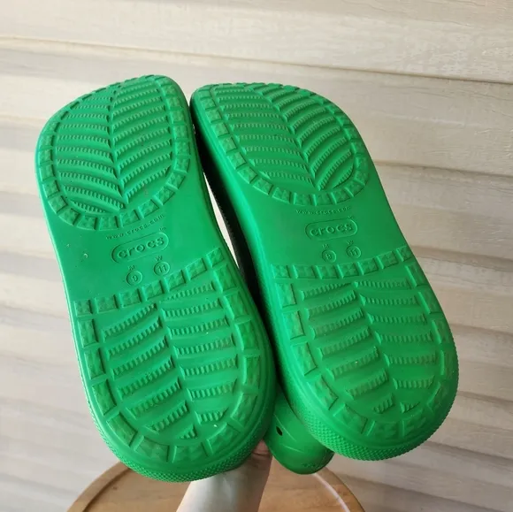 Crocs classic Crush rain platform boots green color