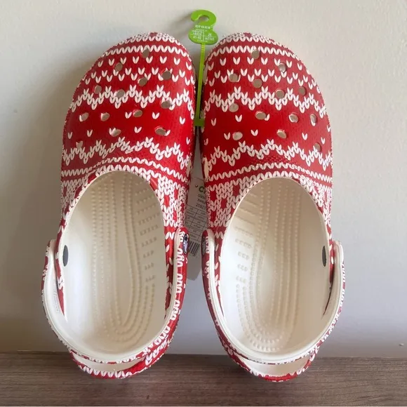 CROCS Classic Holiday Sweater Unisex Clog Size 10 or 8