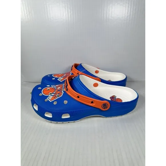 Crocs NBA New York Knicks Classic Clogs Mens Size 10 208862-100 Basketball NEW