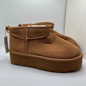 CUSHIONAIRE Women's Genuine Suede pull platform boot  Memory Foam 7 WIDE CHESTNU