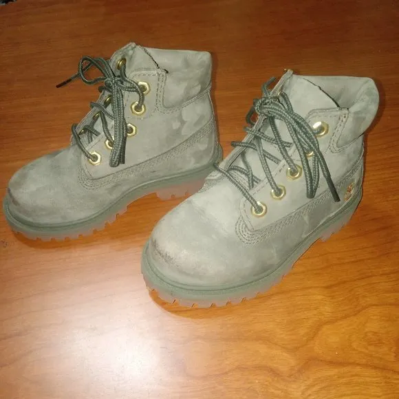 Cutest ever Toddler Timberlands Genuine green Leather just like adults size 8