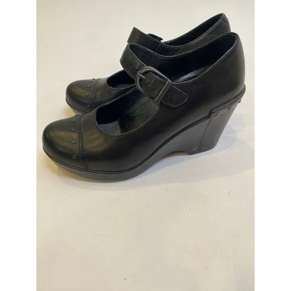 Dansko Black Mary Jane Wedge Heels EUC Sz EU 36 US 6 Strap Buckle Studs Leather