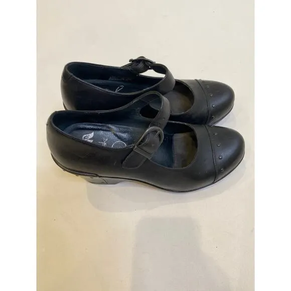 Dansko Black Mary Jane Wedge Heels EUC Sz EU 36 US 6 Strap Buckle Studs Leather