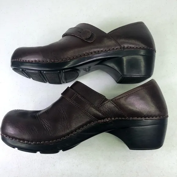 Dansko Brown Leather Slip On Clog Mule Shoes Size 11.5-12