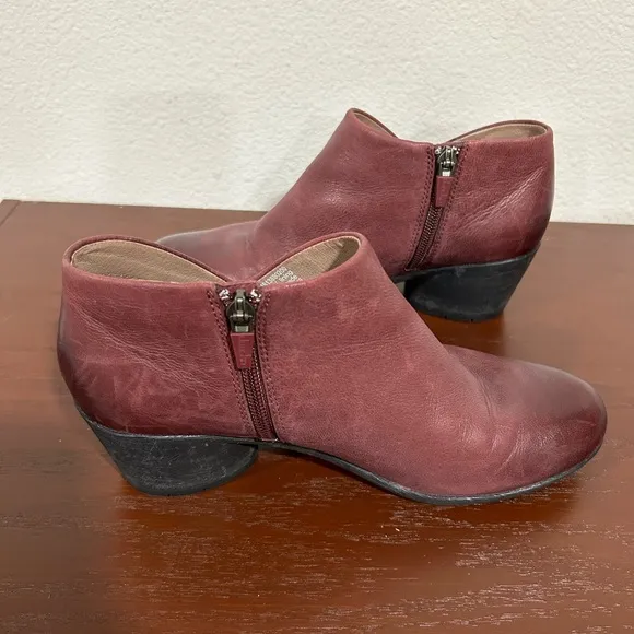 Dansko Burgundy Ombré Toe Leather Ankle Boots Size 38