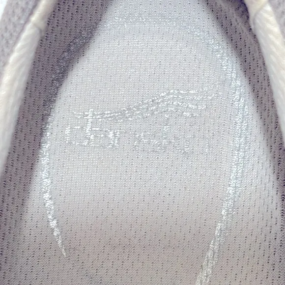 Dansko Henrietta Sneakers, Size US 8/8.5 EUR 40, Light Gray