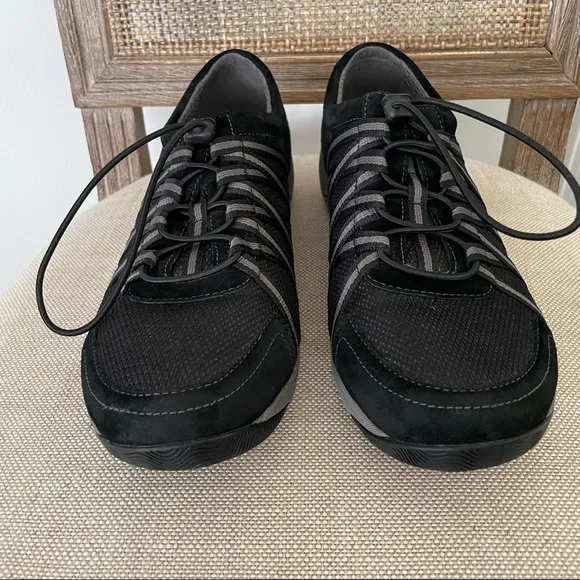 Dansko ‘Honor’ Suede Sneakers