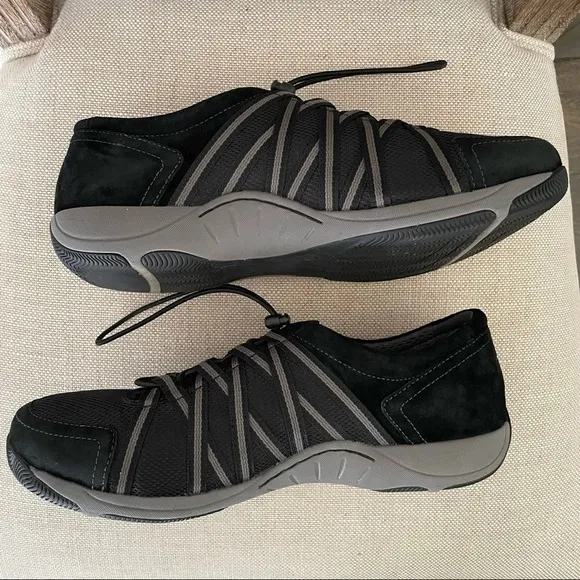 Dansko ‘Honor’ Suede Sneakers