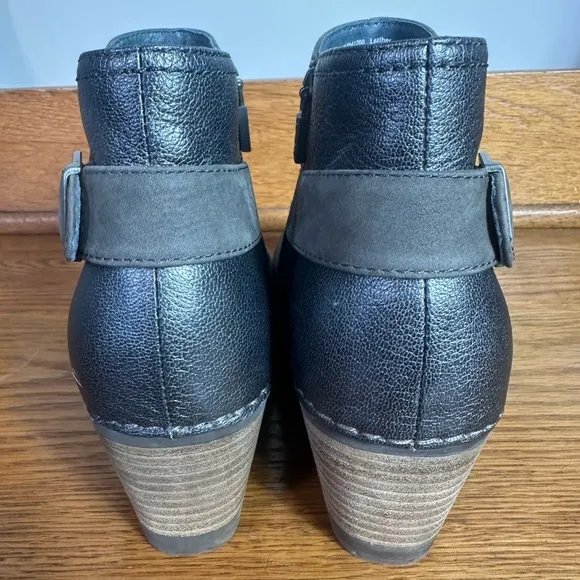 Dansko Shirley Wedge Ankle Boots Women's 38 US Size 7.5-8 Gray Suede Leather