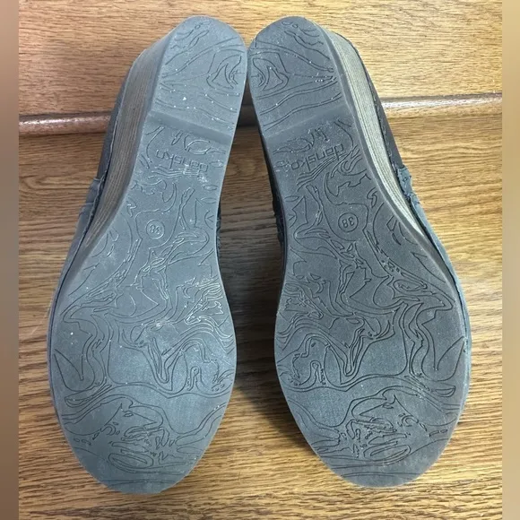 Dansko Shirley Wedge Ankle Boots Women's 38 US Size 7.5-8 Gray Suede Leather