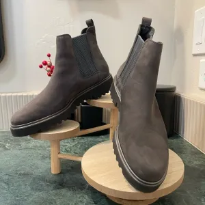 Dark Gray Chelsea Boots with Suede Upper and Elastic Panels