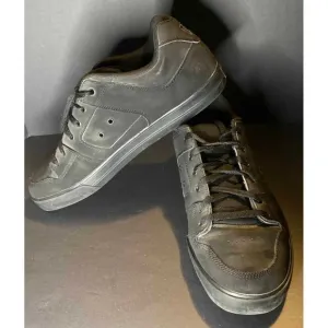 DC PURE Skateboard Shoes Sneakers Black Mens 16 Skater Casual Outdoors