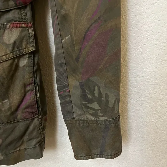 DESIGUAL | Camoasis Khaki Floral Parka Jacket SS21 Style 21SWEN13 | Size Medium