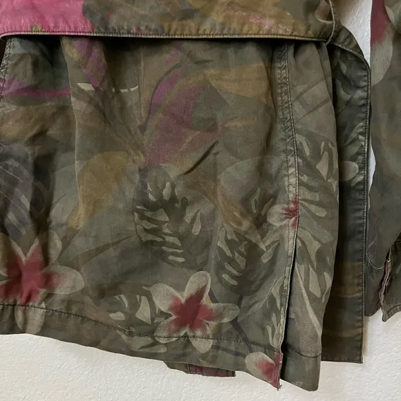 DESIGUAL | Camoasis Khaki Floral Parka Jacket SS21 Style 21SWEN13 | Size Medium