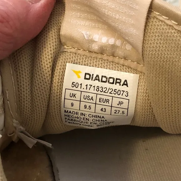 Diadora Game Low S trainers sneakers. Size 9 1/2.