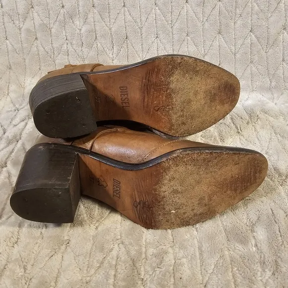 Diesel Chelsea Show Trixy Boots Womens EU37 7 Heel Booties Brown Buckle Strap
