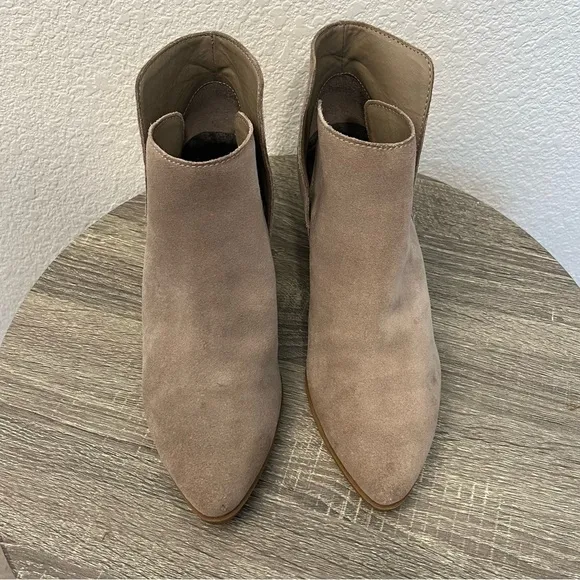 Dolce Vita Taupe Tan Suede Leather Daine Bootie Ankle Boots- Size 11