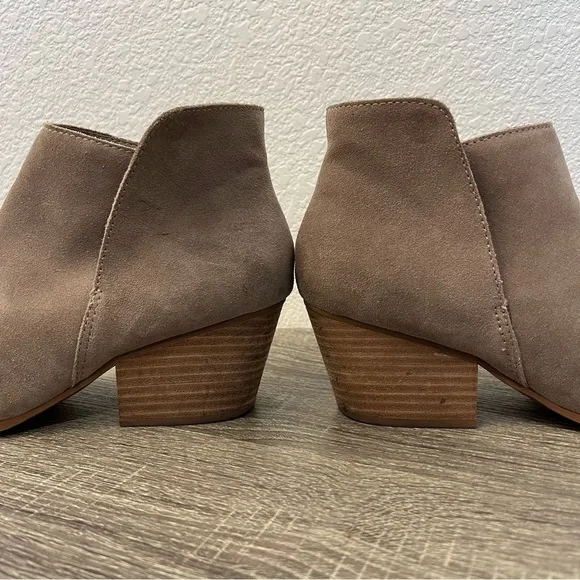 Dolce Vita Taupe Tan Suede Leather Daine Bootie Ankle Boots- Size 11