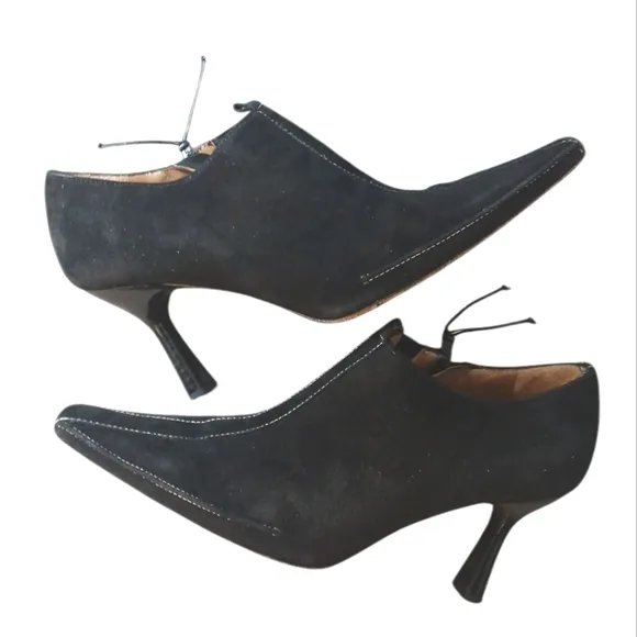 Donald J. Pliner Black Heeled Boots with Suede Finish