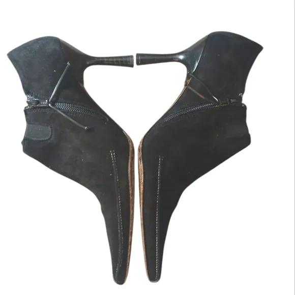 Donald J. Pliner Black Heeled Boots with Suede Finish