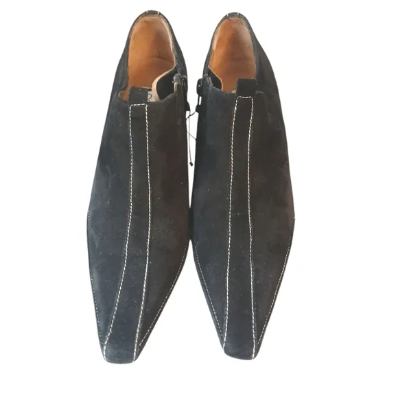 Donald J. Pliner Black Heeled Boots with Suede Finish