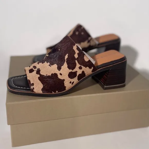 Donald J. Pliner Shoes | Women’s Haze Cow Print Sandal Size 6.5