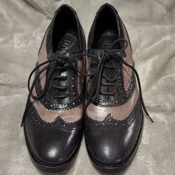 Donna Piu Derby Black and Beige Lace-Up Shoes size 39