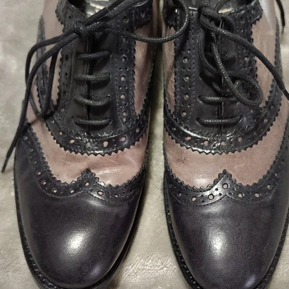 Donna Piu Derby Black and Beige Lace-Up Shoes size 39