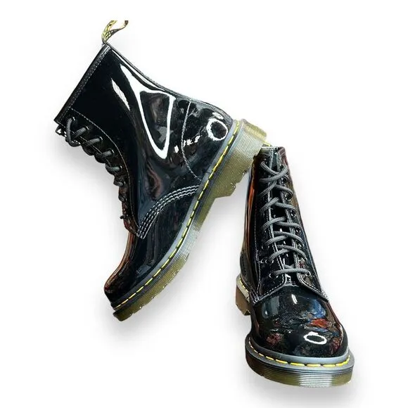 Dr. Doc Martens 1460 Patent Lamper Black Leather Boot 11821011 Women's Size 7