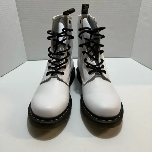 Dr Martens 1460 boots soft leather sz 11 NEW