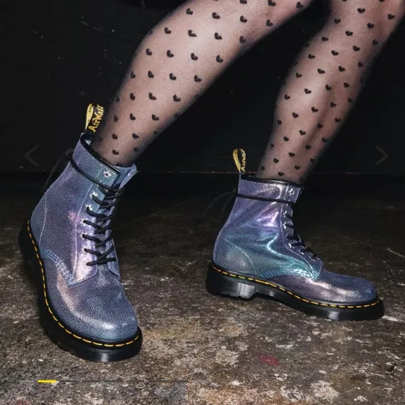 DR. MARTENS, 1460, Purple Rainbow Ray, Women’s Size 6, Iridescent Lace-Up Boot