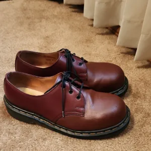 Dr. Martens 1925 Cherry Steel Toe Oxford shoes Unisex