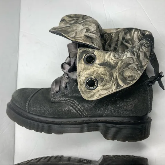 Dr. Martens Aimilie Metallic Pewter Leather Fold Over Combat Boots Womens Size 5