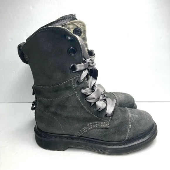 Dr. Martens Aimilie Metallic Pewter Leather Fold Over Combat Boots Womens Size 5