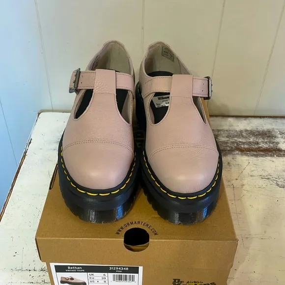 Dr. Marten’s Air Wair MaryJane Shoes