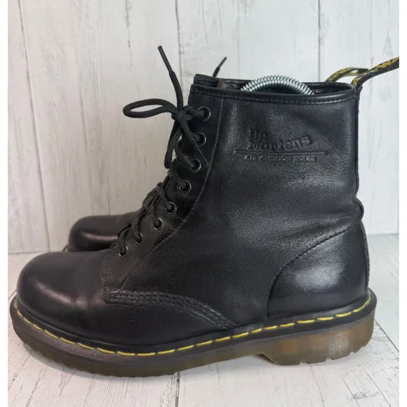 Dr Martens Black 1460 Boots Leather 8 Hole Lace Up Mns 10 Wms 11 Pascal Soft