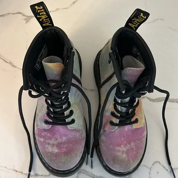 Dr. Marten's Docs Rainbow Tie Dye Boots 1460 Kids Toddler Soft Suede US size 13