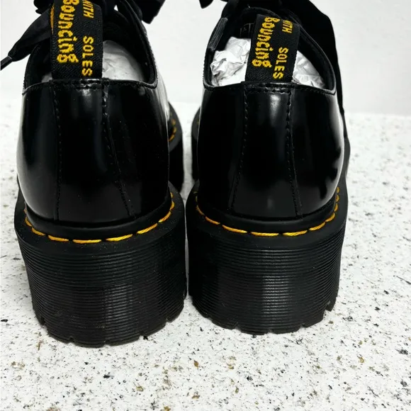 Dr. Martens HOLLY WOMEN'S LEATHER PLATFORM SHOES