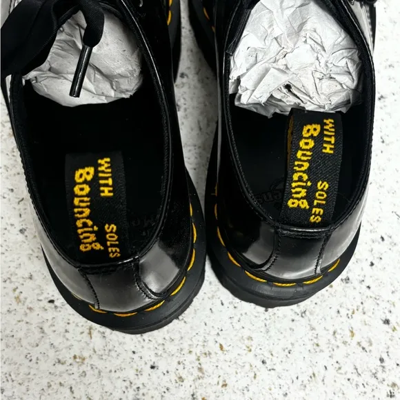 Dr. Martens HOLLY WOMEN'S LEATHER PLATFORM SHOES