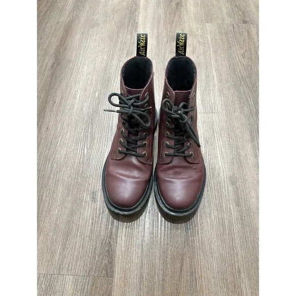 Dr. Martens LUANA Cherry Red Leather  Boots Women's Size 8