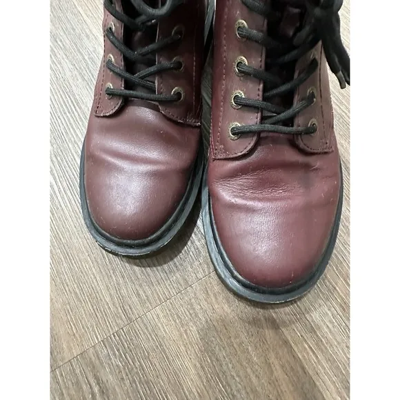Dr. Martens LUANA Cherry Red Leather  Boots Women's Size 8