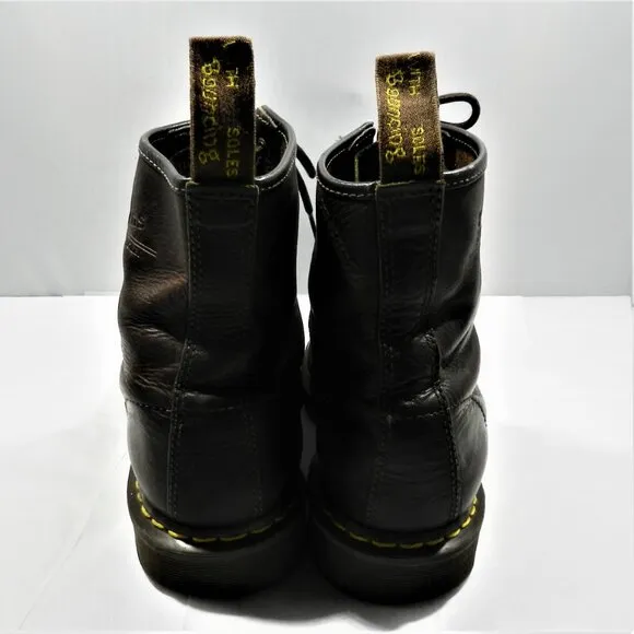Dr Martens Original 8 Eye Boots  1460