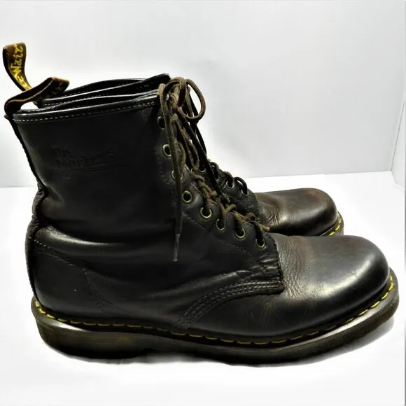 Dr Martens Original 8 Eye Boots  1460
