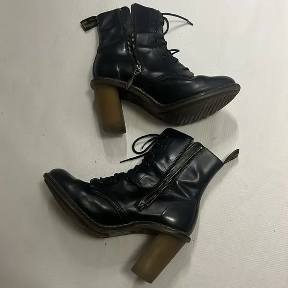 DR. MARTEN SADIE‎ HEEL LACEUP LEATHER BOOTS SIZE US L