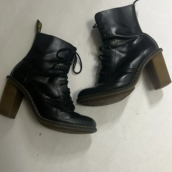 DR. MARTEN SADIE‎ HEEL LACEUP LEATHER BOOTS SIZE US L