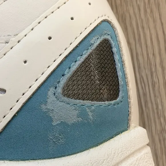 Drew Flare All Day Comfort Walking and Working Shoe in White and Blue
