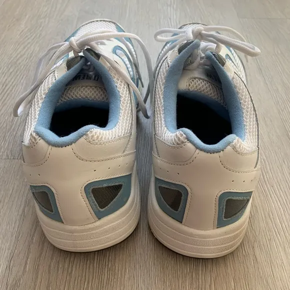 Drew Flare All Day Comfort Walking and Working Shoe in White and Blue