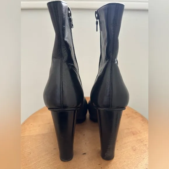 🦋DRIES VAN NOTEN Leather Boots