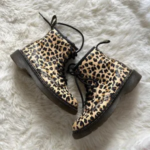 Dr.Martens 1460 J  Leopard print leather boots